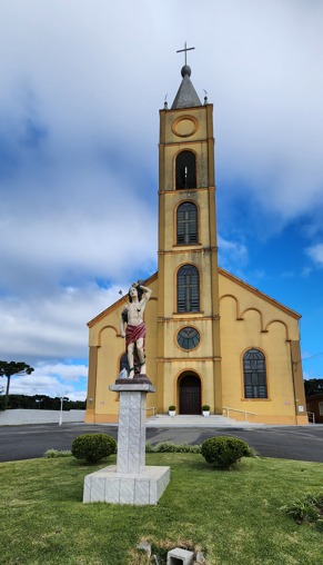 Capela São Sebastião e Divino Espírito Santo